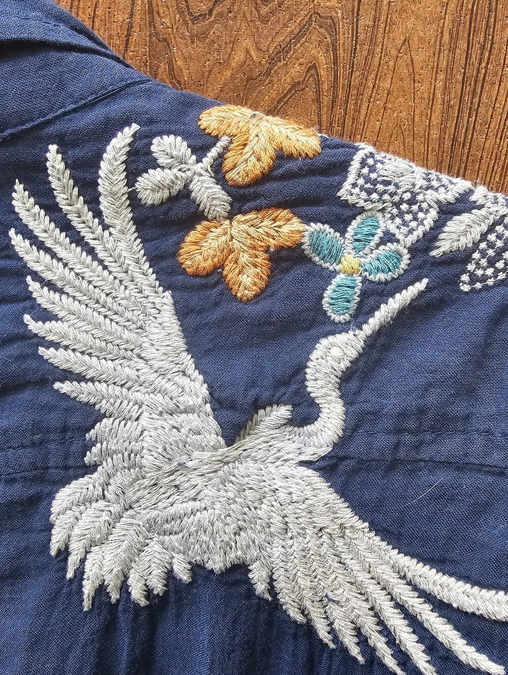 Johnny WAS embroidered Top Buttons Down Back Bird Floral L Cotton - Picture 5 of 10
